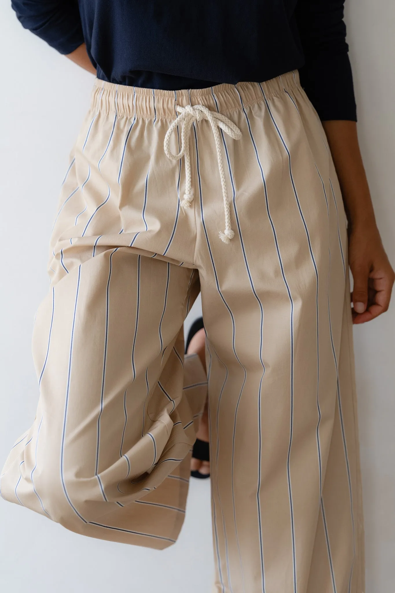 The Pop Pant sold by DONNI.