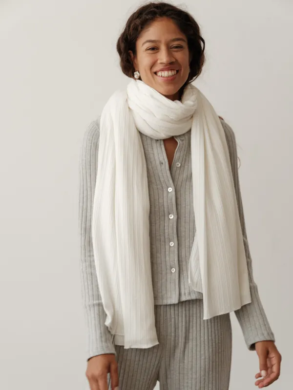 The Rib Blanket Scarf sold by DONNI.