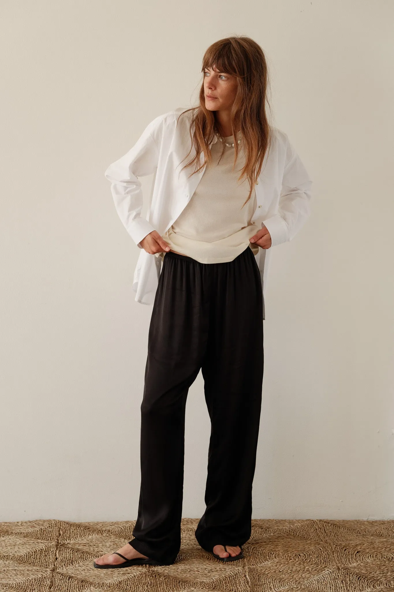 The Silky Simple Pant Jet Classic sold by DONNI. product image thumbnail 3