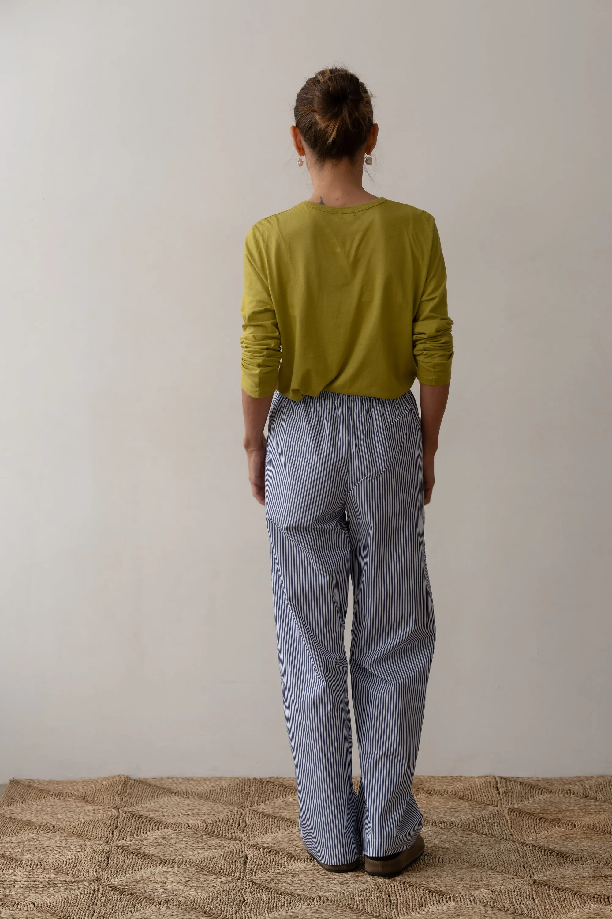 The Pop Simple Pant sold by DONNI. product image thumbnail 4