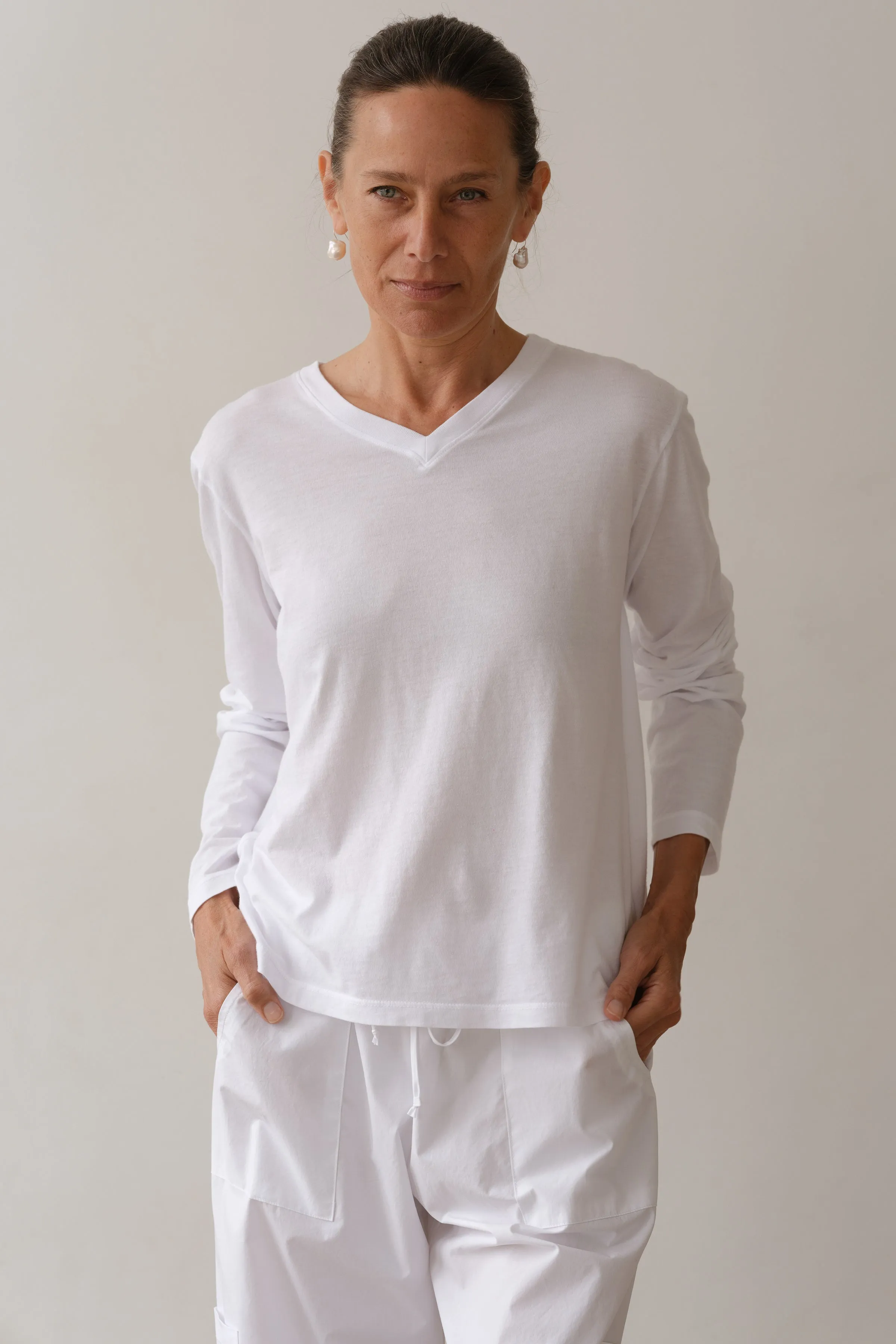 The Jersey V-Neck Long Sleeve sold by DONNI. product image thumbnail 3