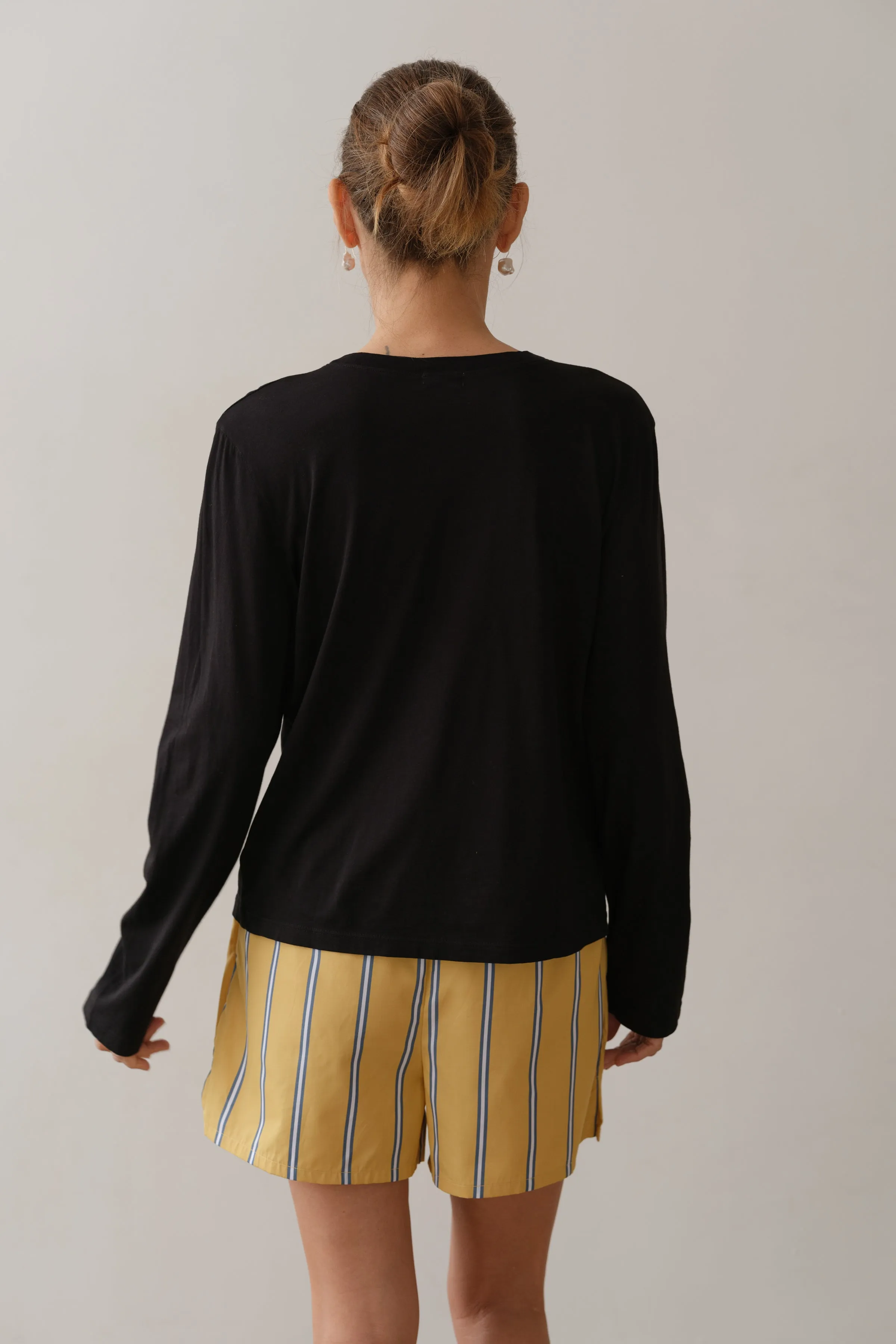 The Jersey V-Neck Long Sleeve sold by DONNI. product image thumbnail 5