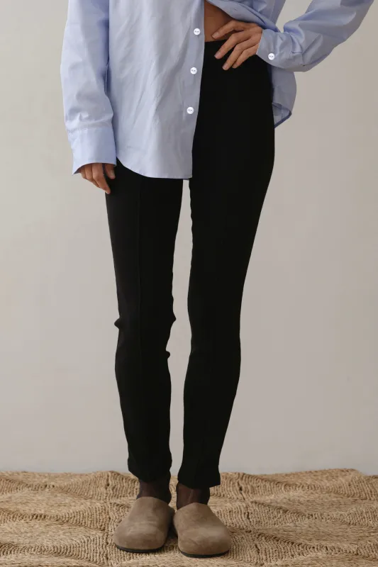 The Rib Straight Leg sold by DONNI.