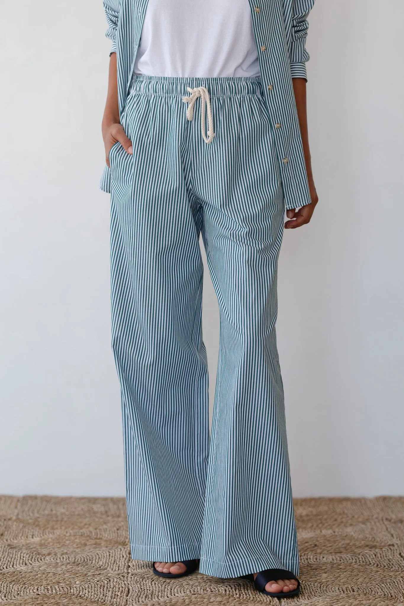 The Pop Pant sold by DONNI.