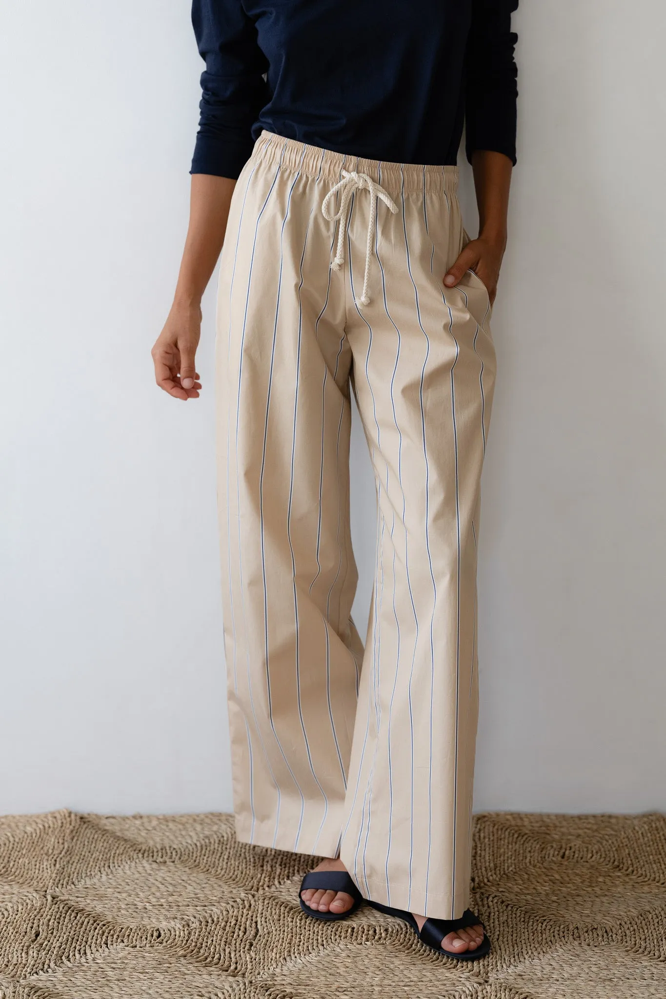 The Pop Pant sold by DONNI.