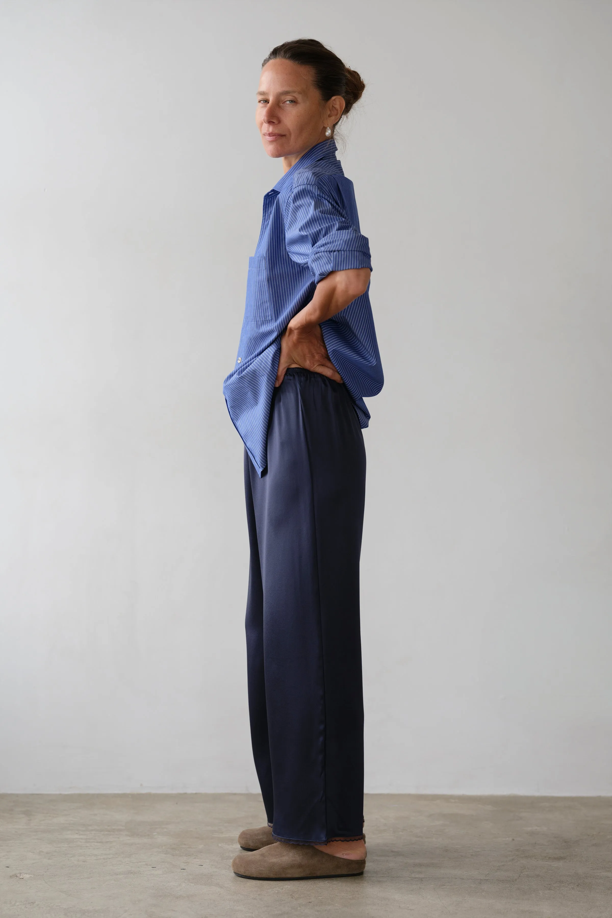 The Silk Lace Simple Pant sold by DONNI. product image thumbnail 5