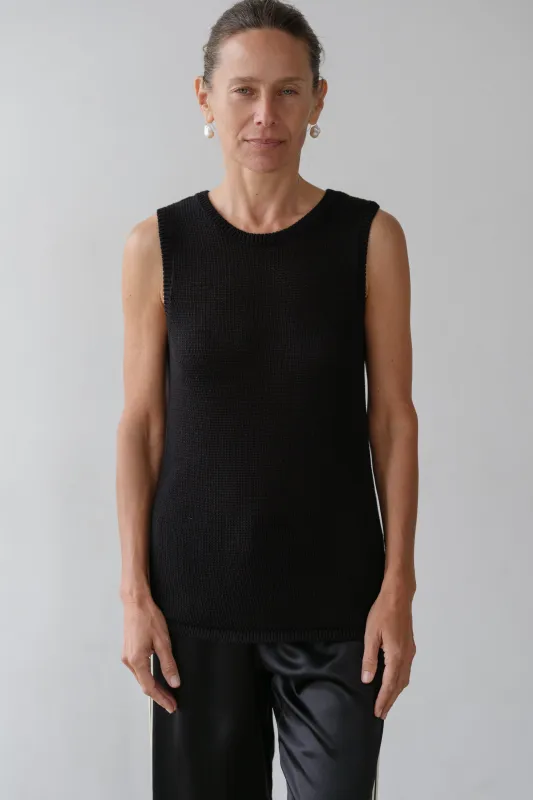 The Knit Shell sold by DONNI.