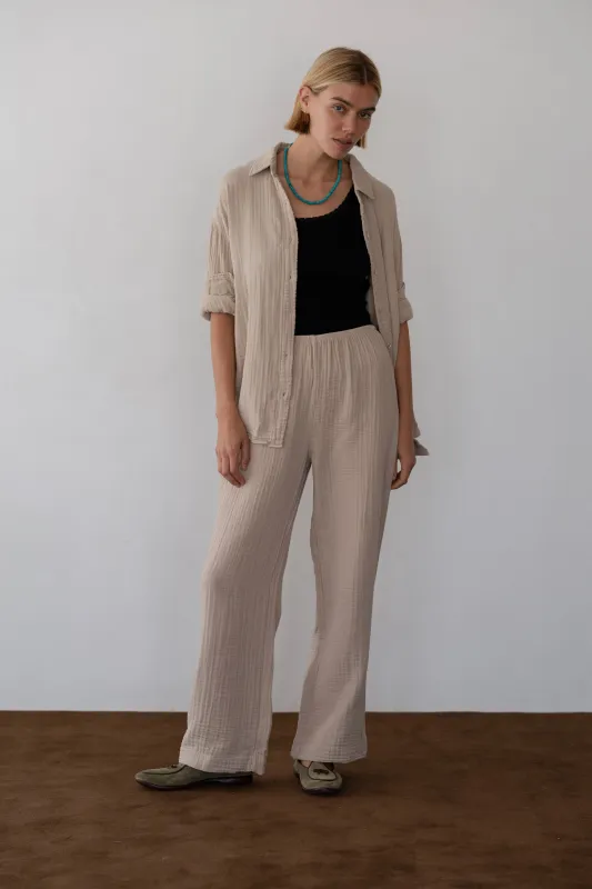 The Bubble Crop Simple Pant sold by DONNI.