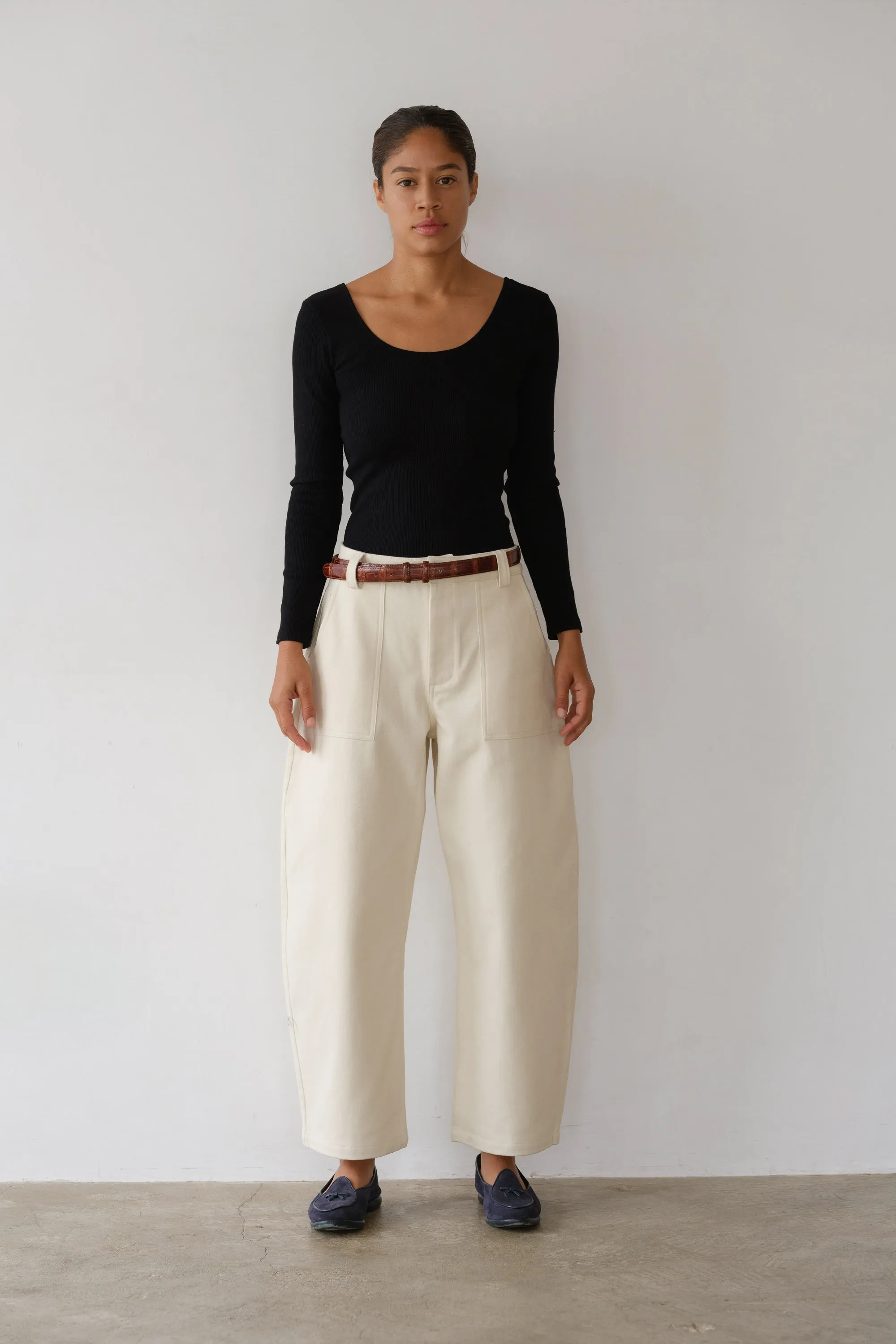 The Chino Barrel Pant sold by DONNI. product image thumbnail 4