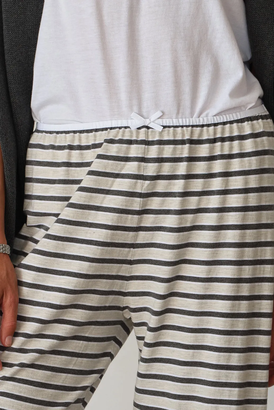 The Jersey Bow Simple Pant sold by DONNI. product image thumbnail 5