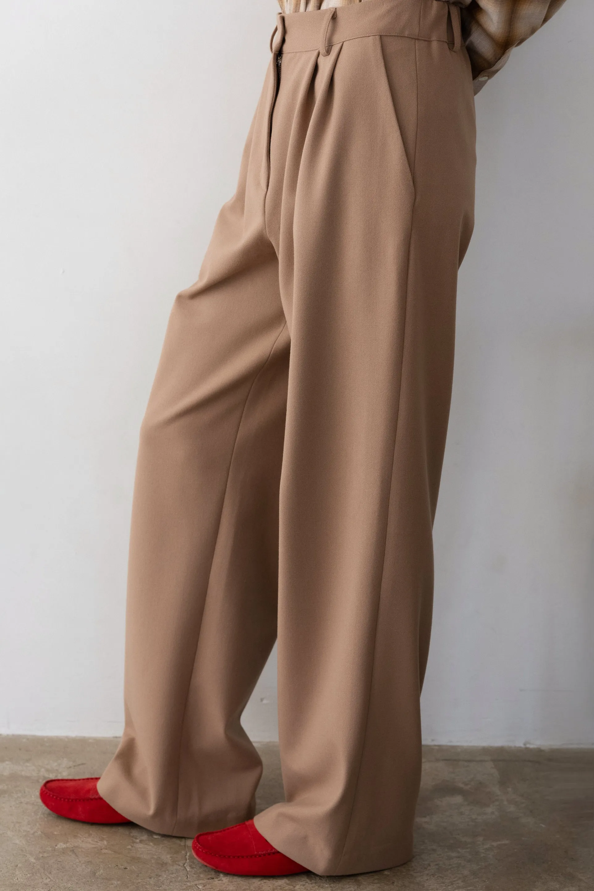 The Flannel Pleated Trouser sold by DONNI. product image thumbnail 4