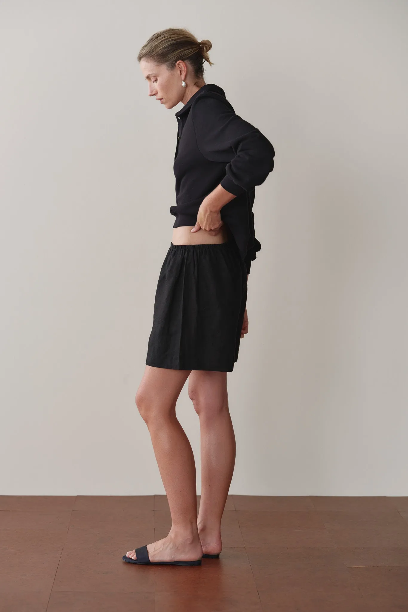 The Linen Short sold by DONNI. product image thumbnail 4