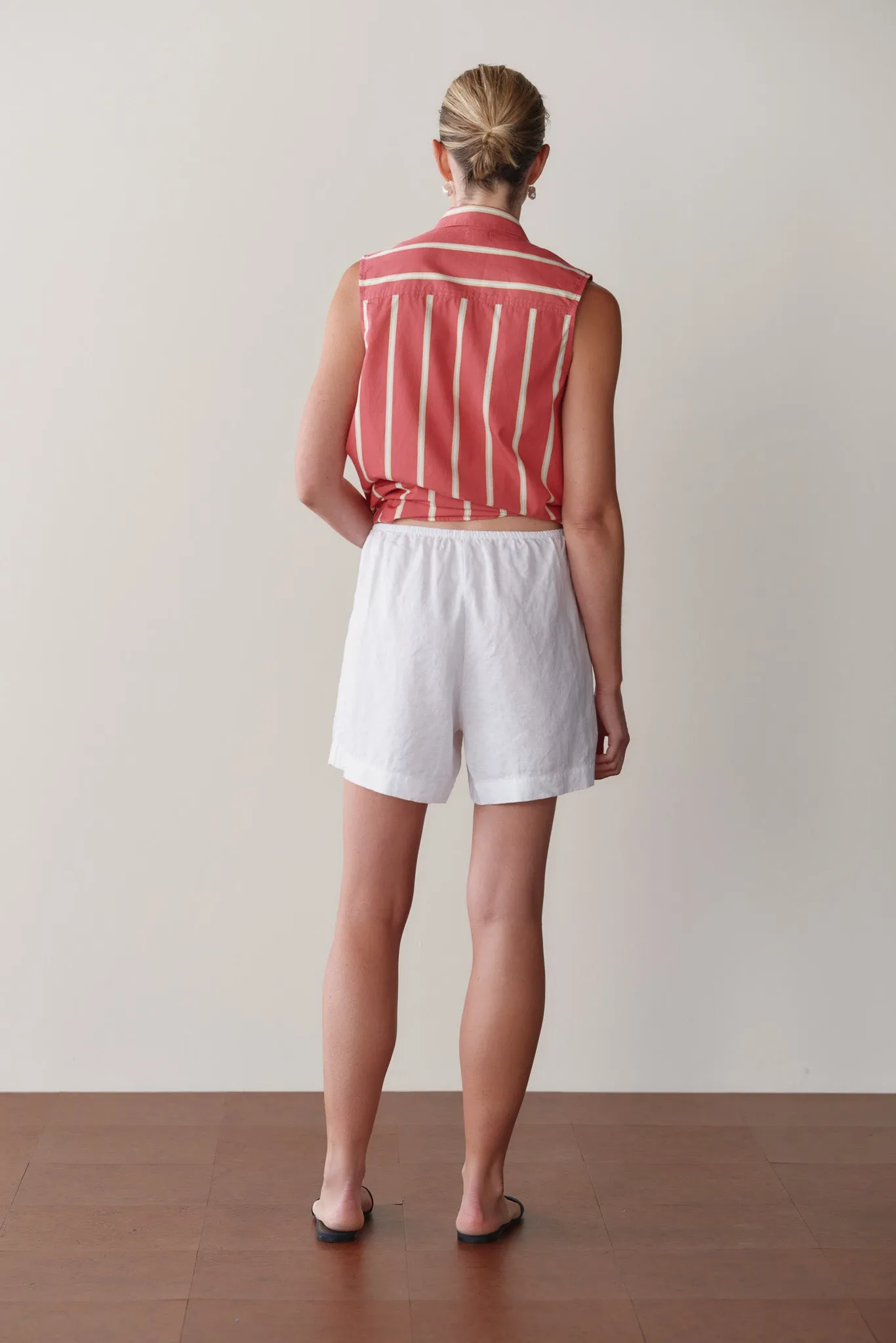 The Linen Short sold by DONNI. product image thumbnail 5