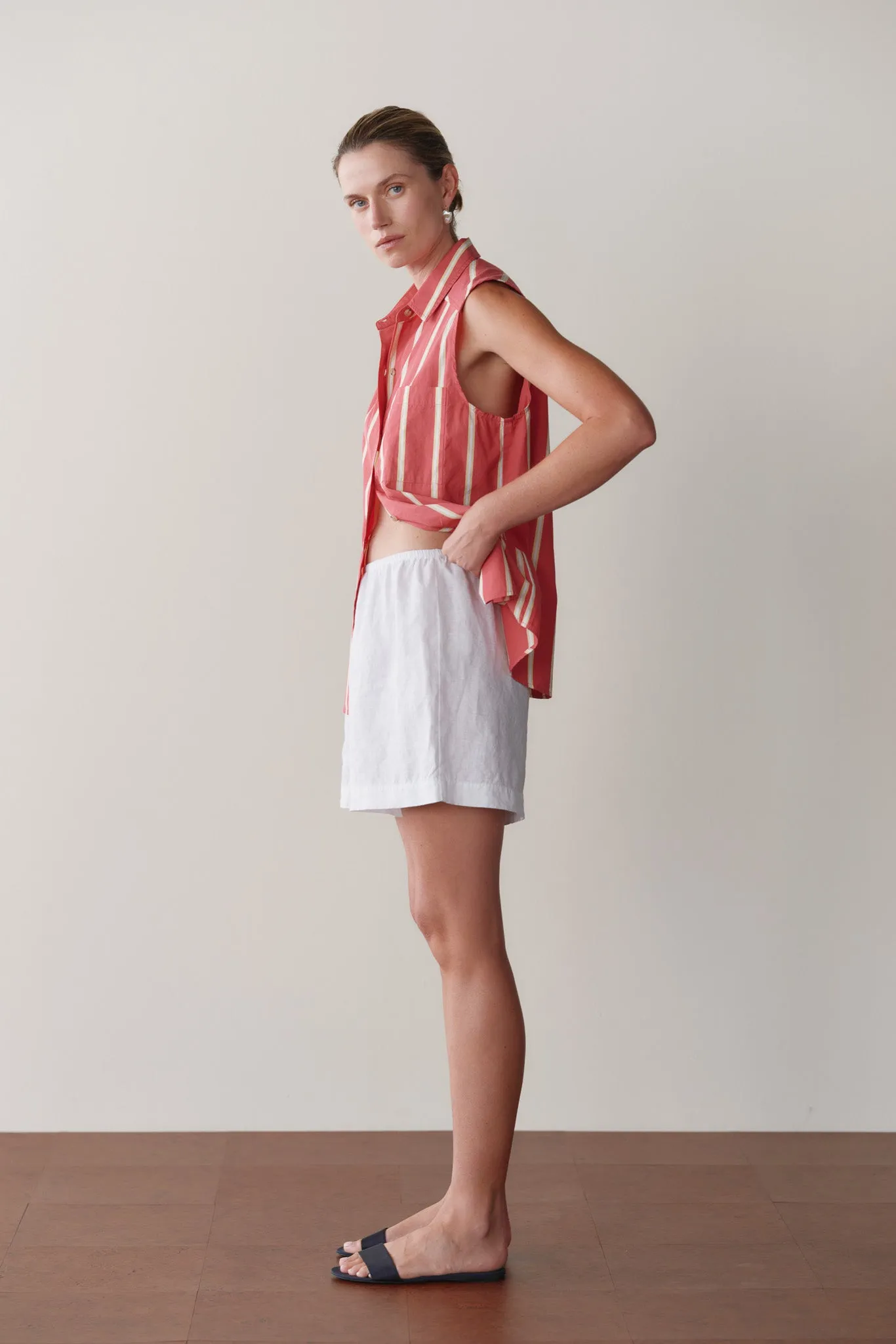 The Linen Short sold by DONNI. product image thumbnail 4