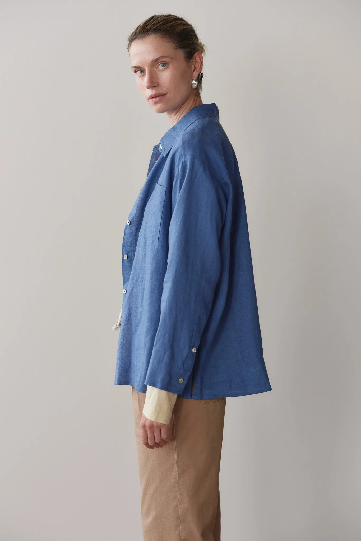 The Linen Relaxed Shirt sold by DONNI. product image thumbnail 4