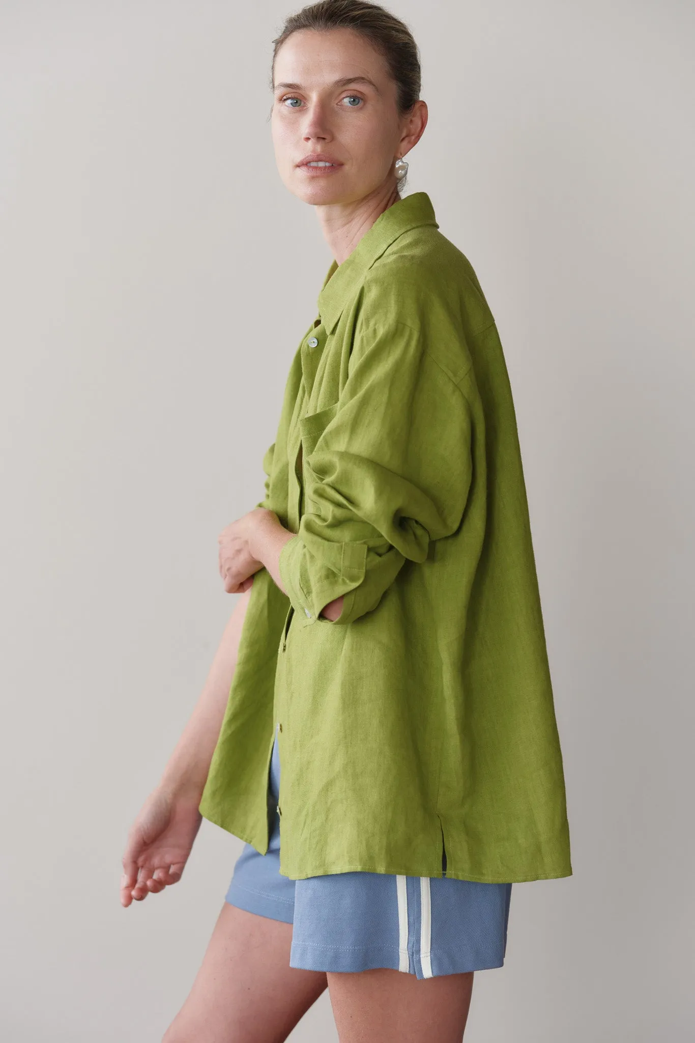 The Linen Relaxed Shirt sold by DONNI. product image thumbnail 3