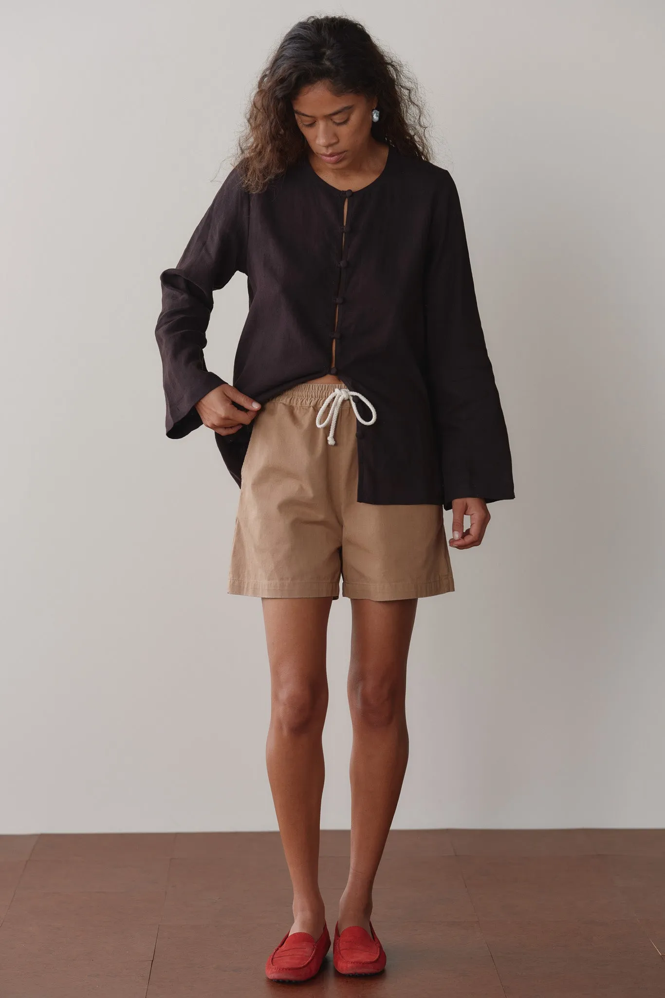 The Linen Loop Shirt sold by DONNI. product image thumbnail 5