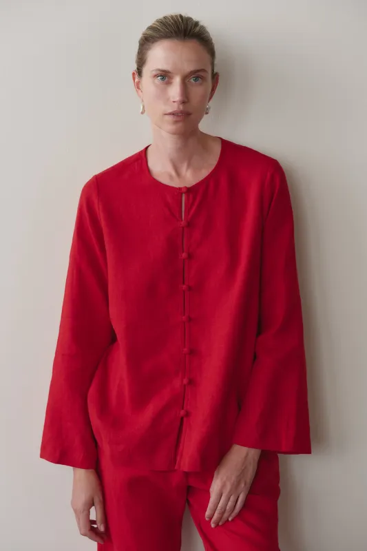 The Linen Loop Shirt made by DONNI.