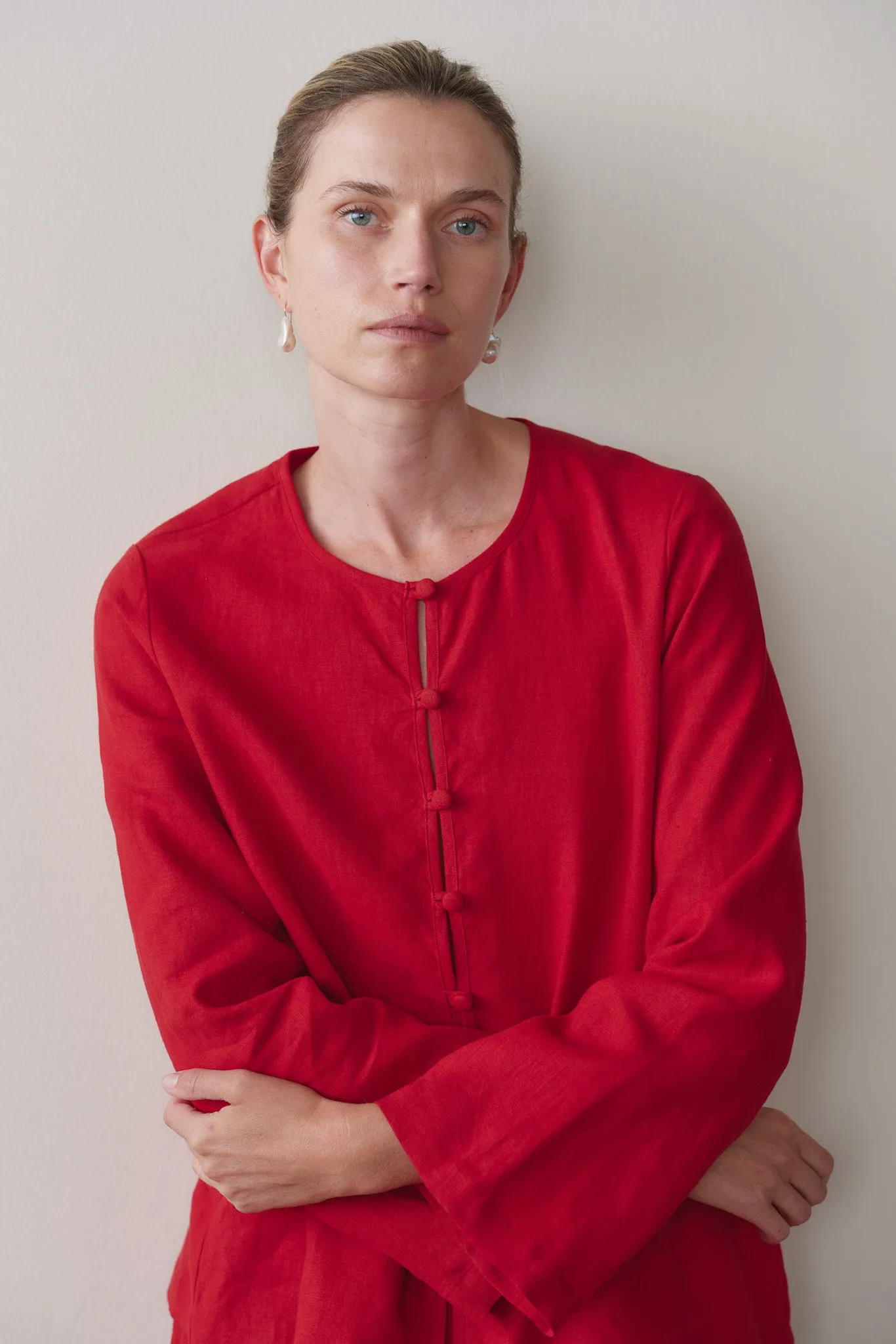 The Linen Loop Shirt sold by DONNI. product image thumbnail 3