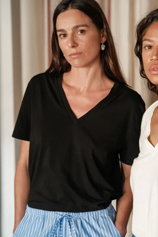 The Jersey Relaxed V Neck made by DONNI.