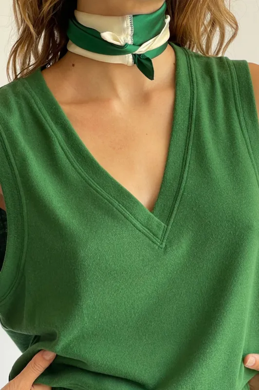 silk two tone bandana sold by DONNI.