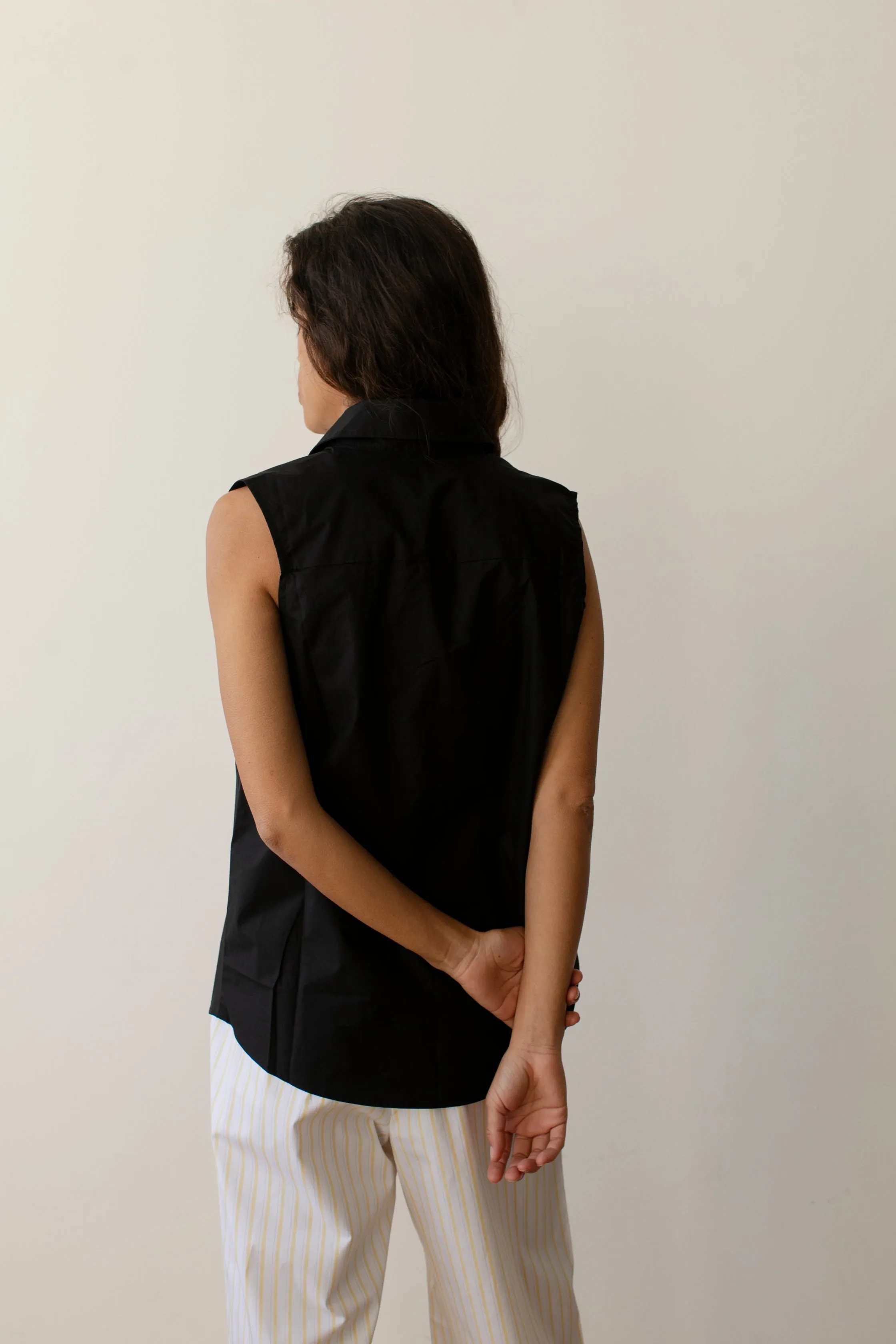 The Pop Sleeveless Shirt sold by DONNI. product image thumbnail 5