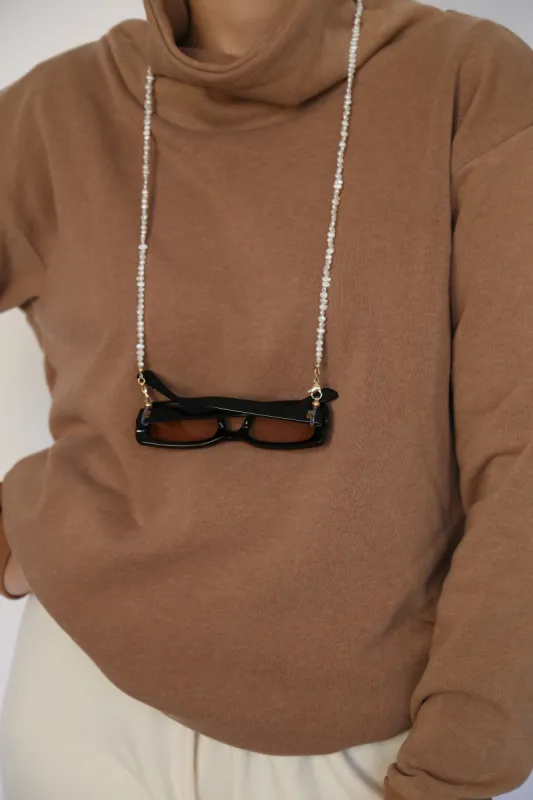 pearl sunny chain sold by DONNI.