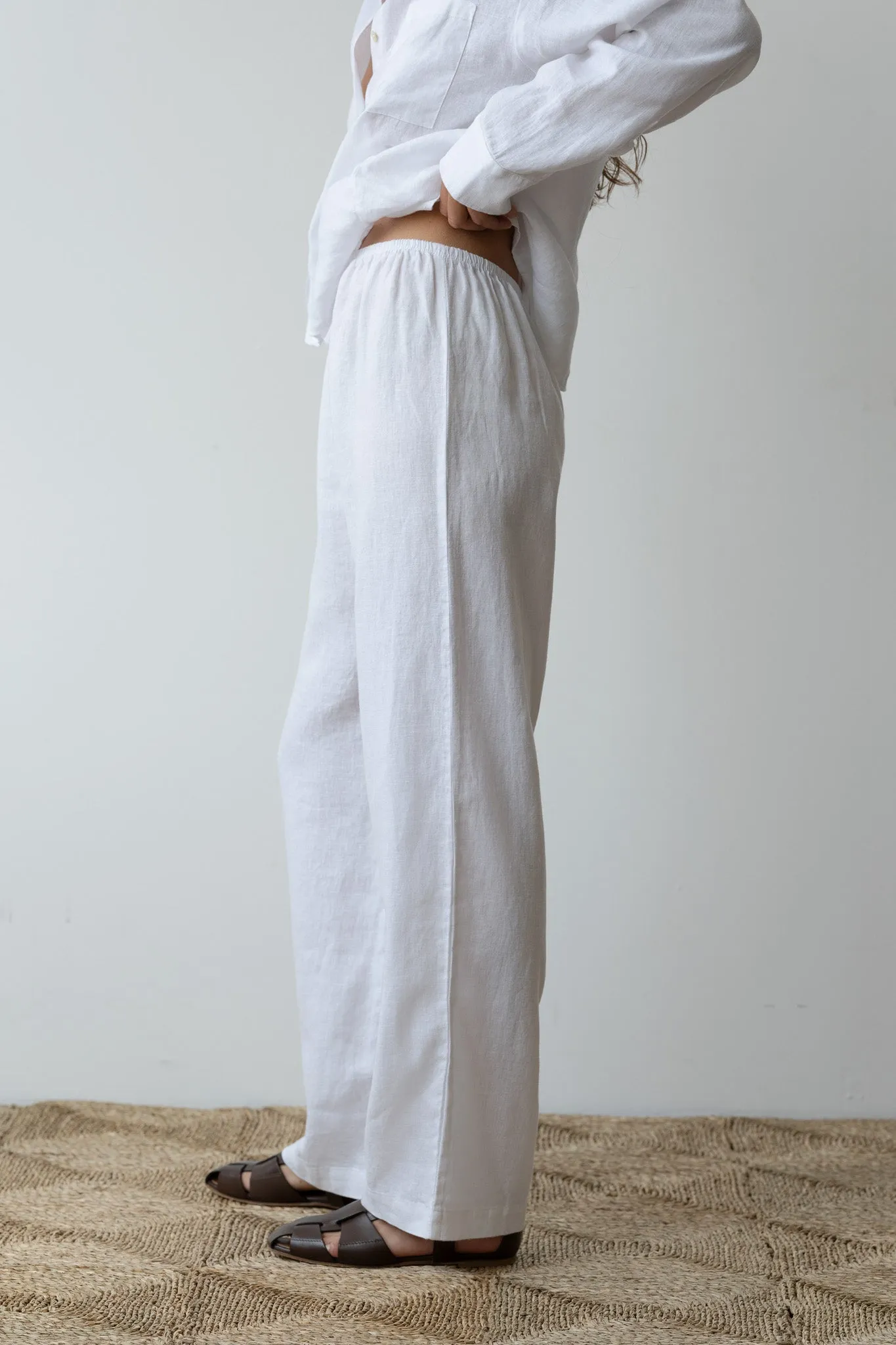 The Linen Simple Pant sold by DONNI. product image thumbnail 5