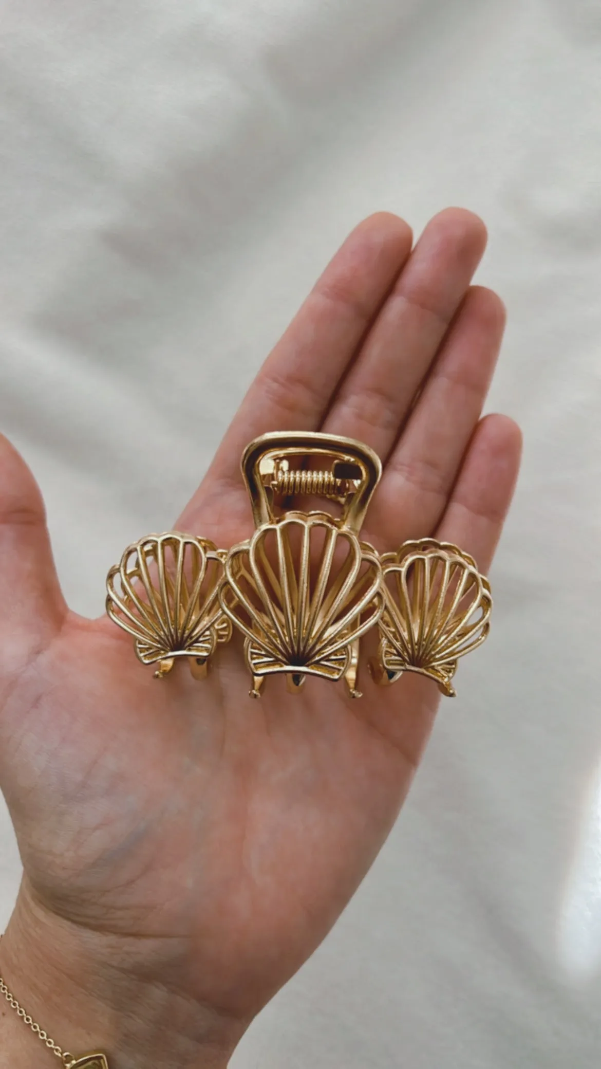 3 Gold Shells Hair Claw Clip sold by Mermaid & Me product image thumbnail 2