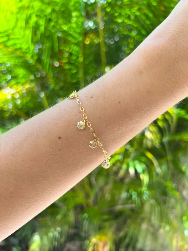 Shelly Bracelet sold by Mermaid & Me