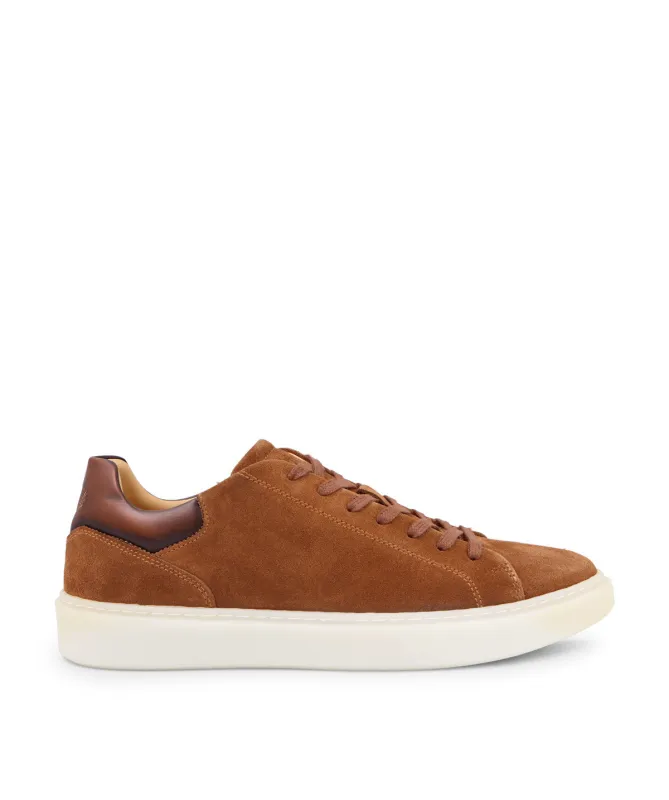 Sneakers DAYTONA Daim Camel sold by Finsbury