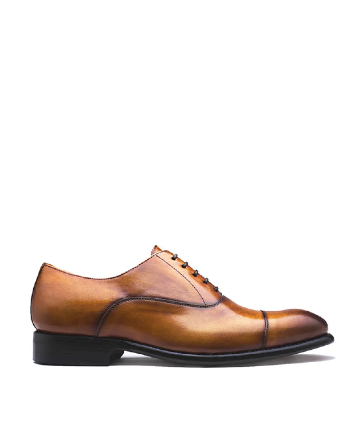 Richelieu OXFORD Gold Patiné sold by Finsbury