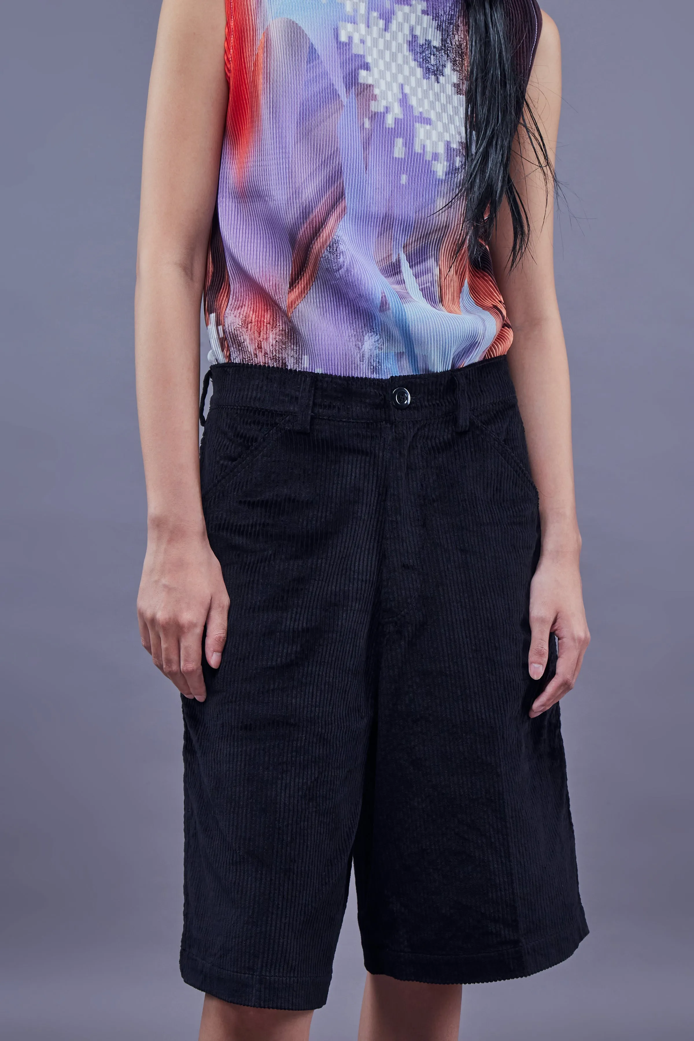 Fynn Bermuda Pants sold by SAAMR product image thumbnail 5