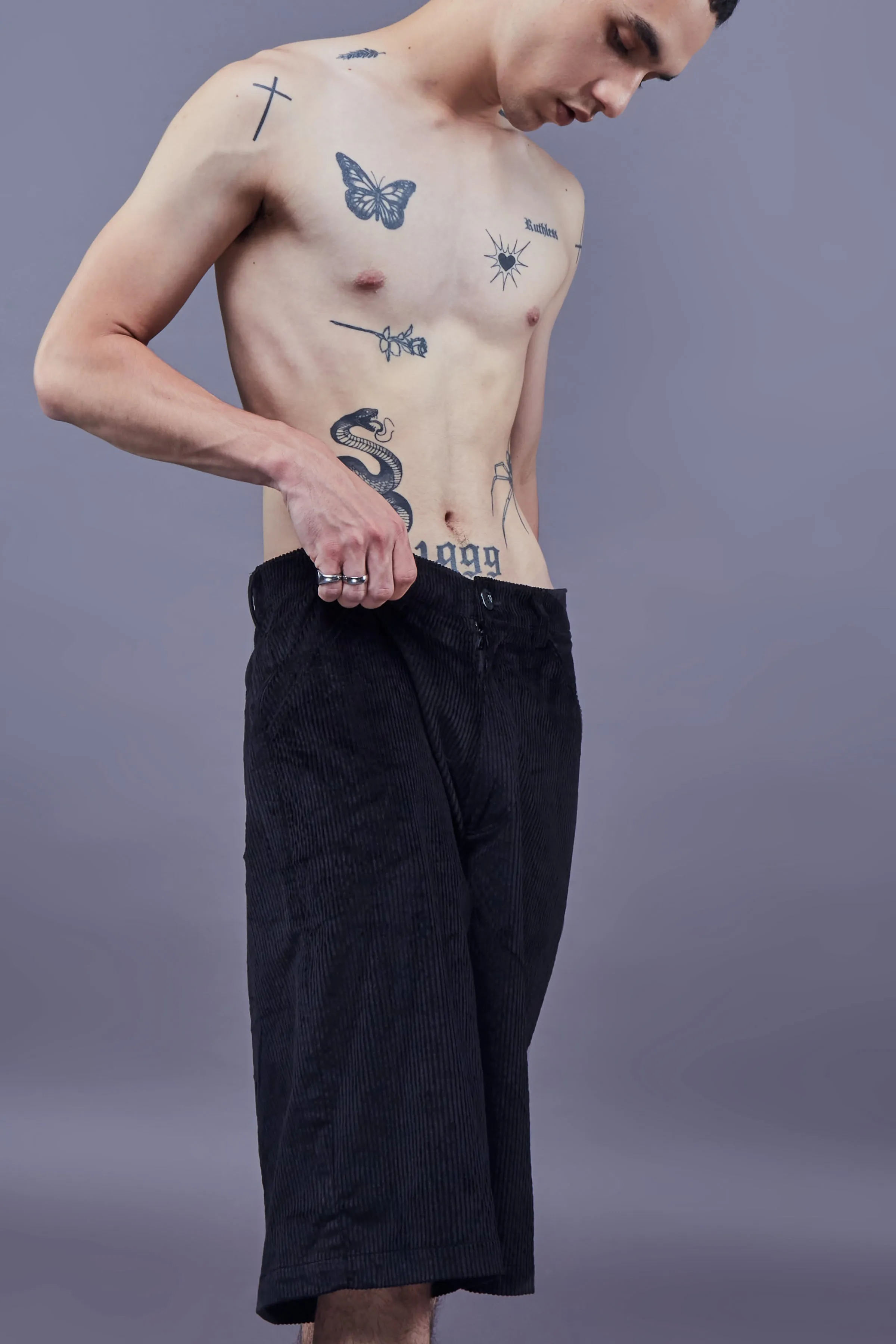 Fynn Bermuda Pants sold by SAAMR product image thumbnail 3