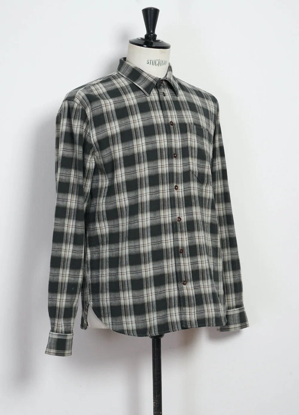 RAYMOND 30-22-2 | Loose Cut Shirt | Black Checks sold by Hansen Garments product image thumbnail 4