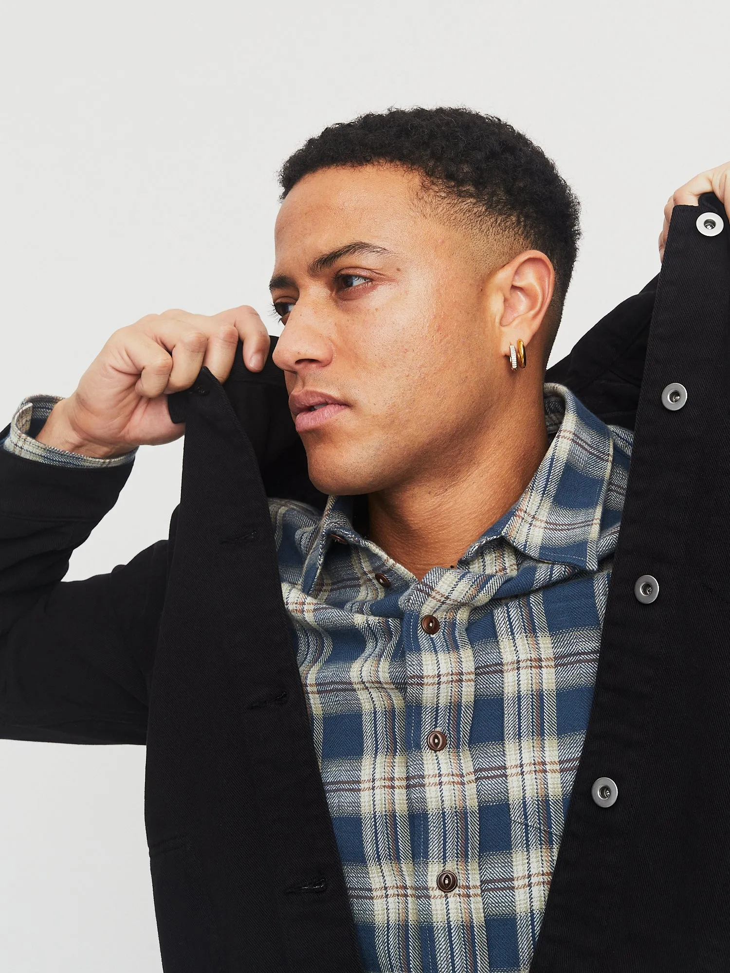 RAYMOND 30-22-3 | Loose Cut Shirt | Blue Checks sold by Hansen Garments product image thumbnail 2