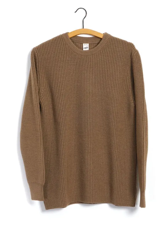 CREWNECK | Soft Merino Wool Crewneck | Camel sold by Hansen Garments