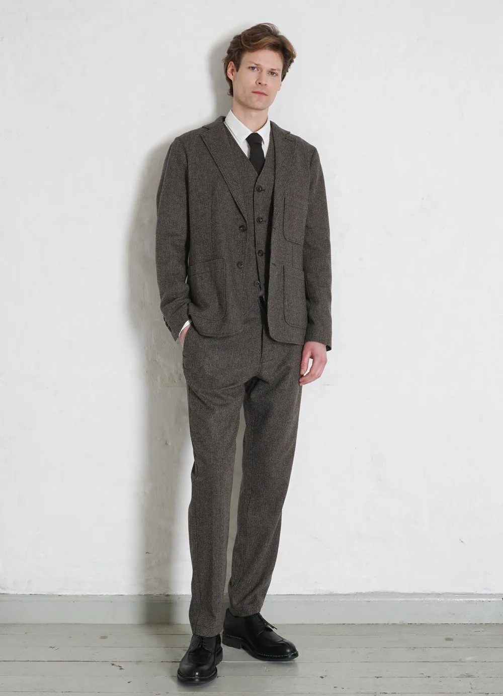 DANIEL | Classic Waistcoat | Rocks sold by Hansen Garments product image thumbnail 2