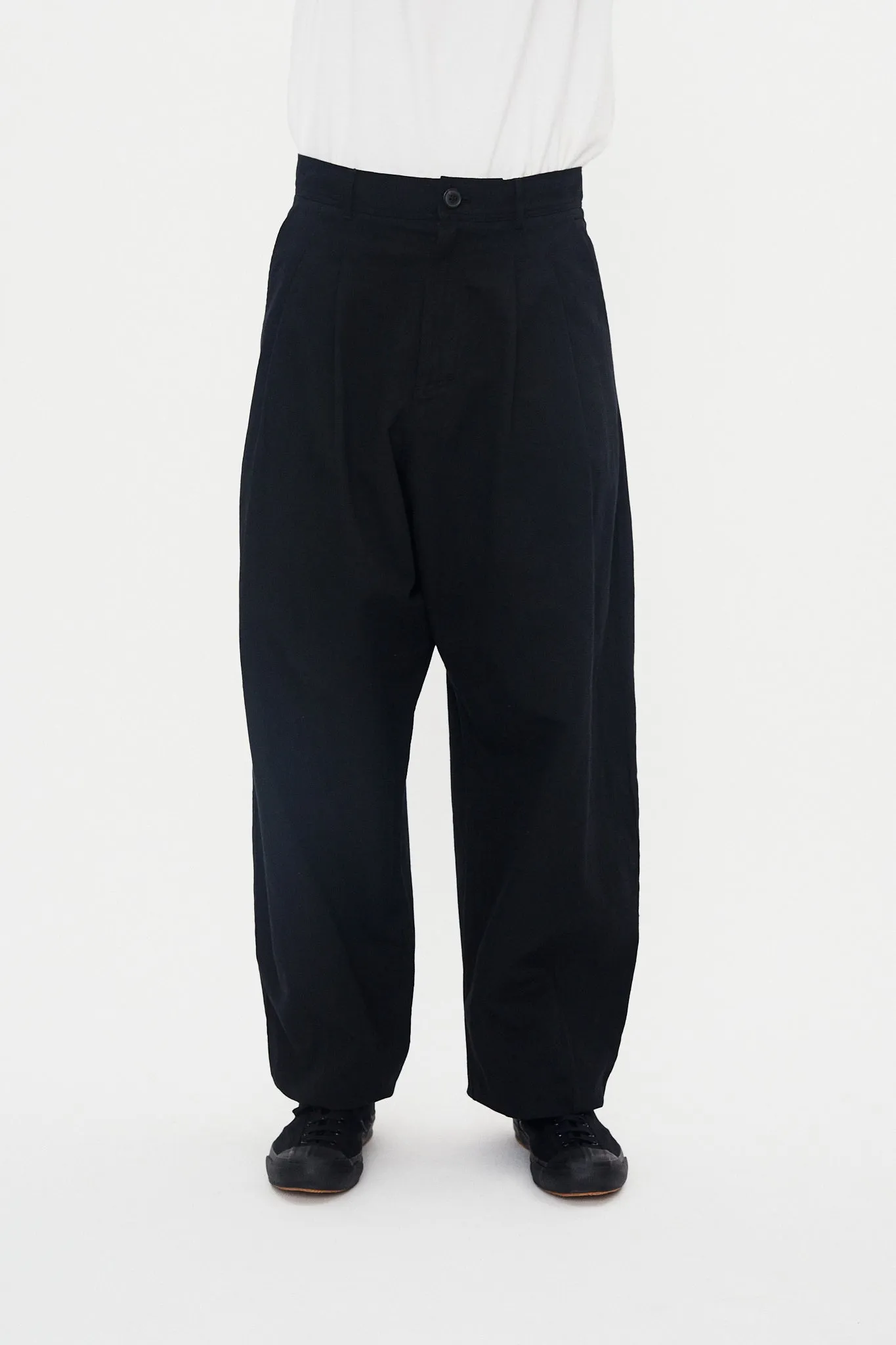 ANDREW 31-75-2 | Balloon Trousers | Black Twill sold by Hansen Garments product image thumbnail 2