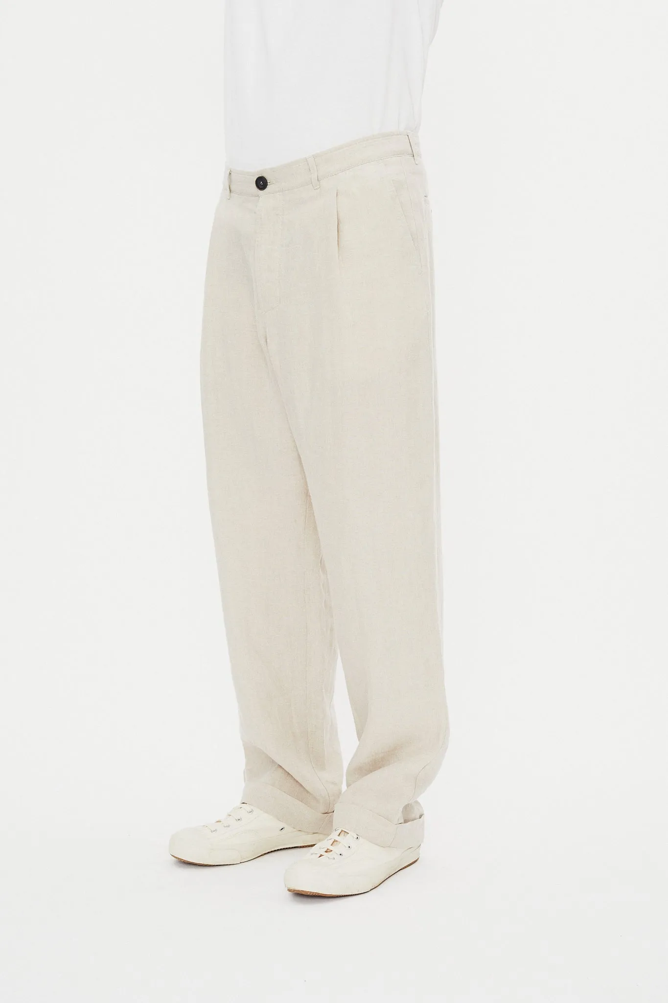 SUNE 31-67-1 | Classic Pleated Trousers | Nature Linen sold by Hansen Garments product image thumbnail 3