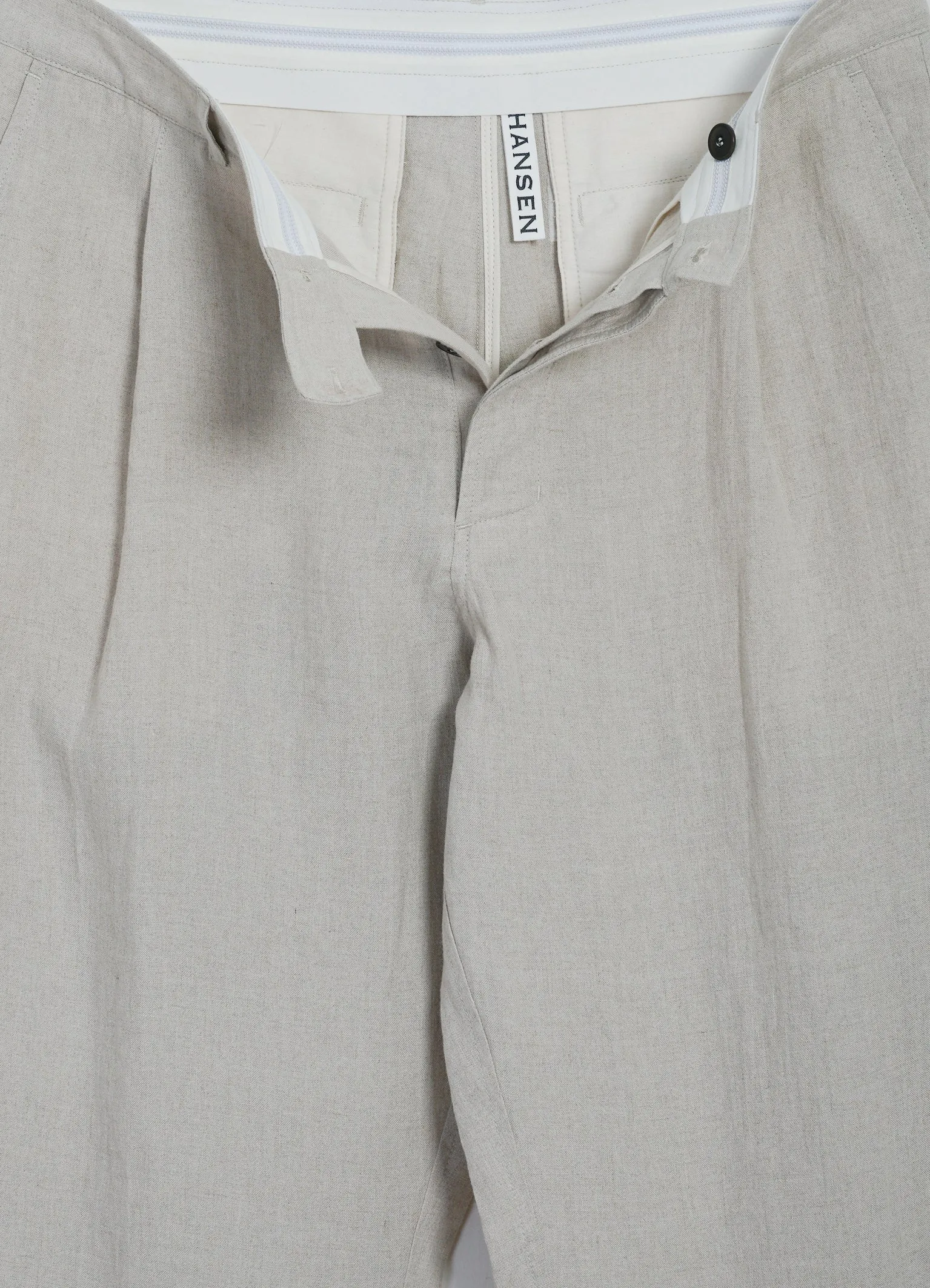SUNE 31-67-1 | Classic Pleated Trousers | Nature Linen sold by Hansen Garments product image thumbnail 4