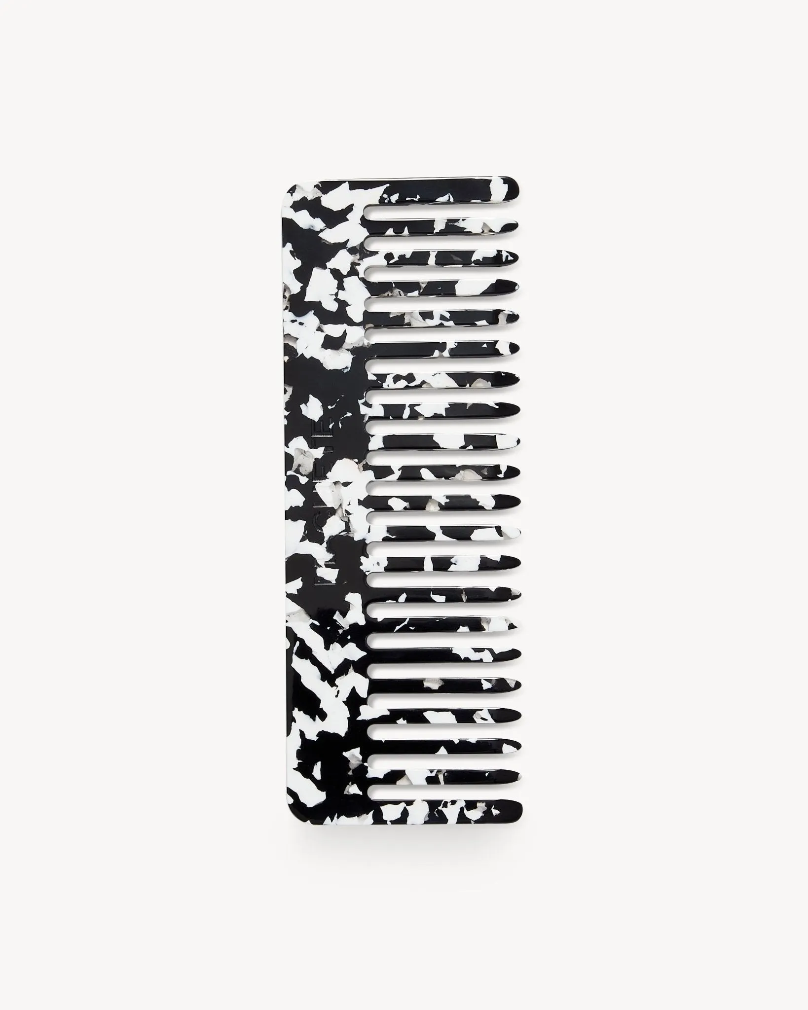 No. 2 Comb in Noir sold by Machete