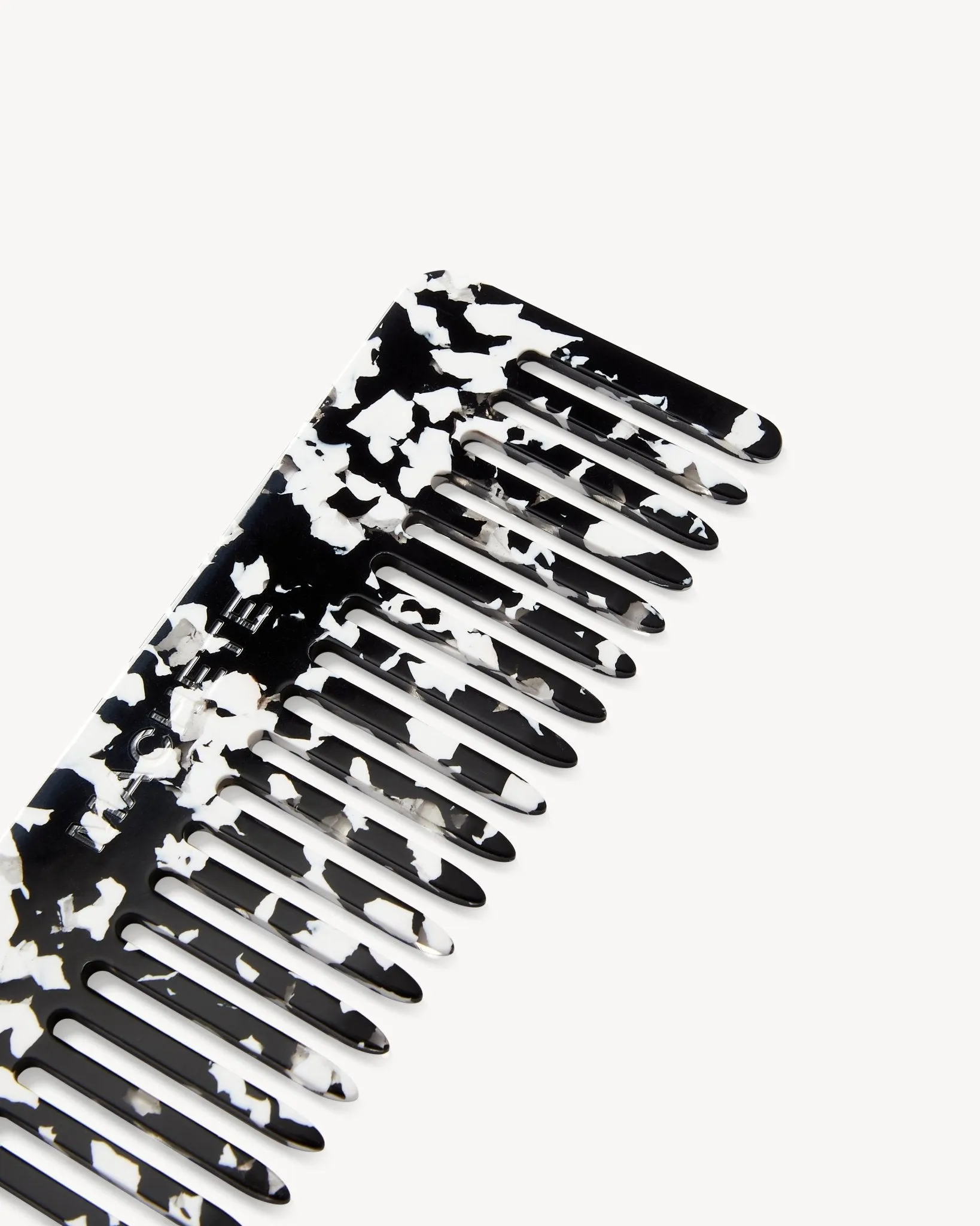 No. 2 Comb in Noir sold by Machete product image thumbnail 2