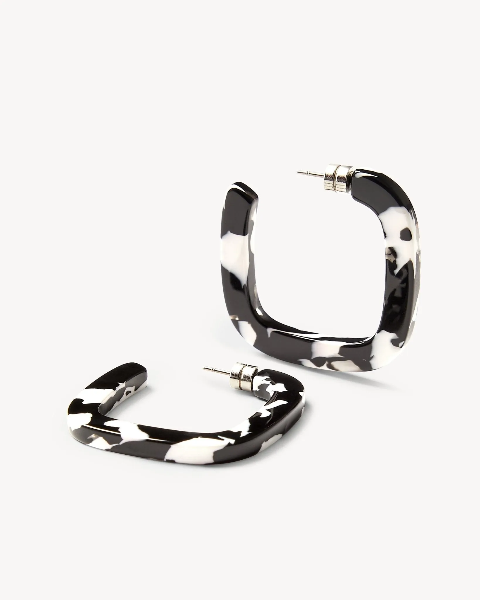 Midi Square Hoops in Noir sold by Machete product image thumbnail 3