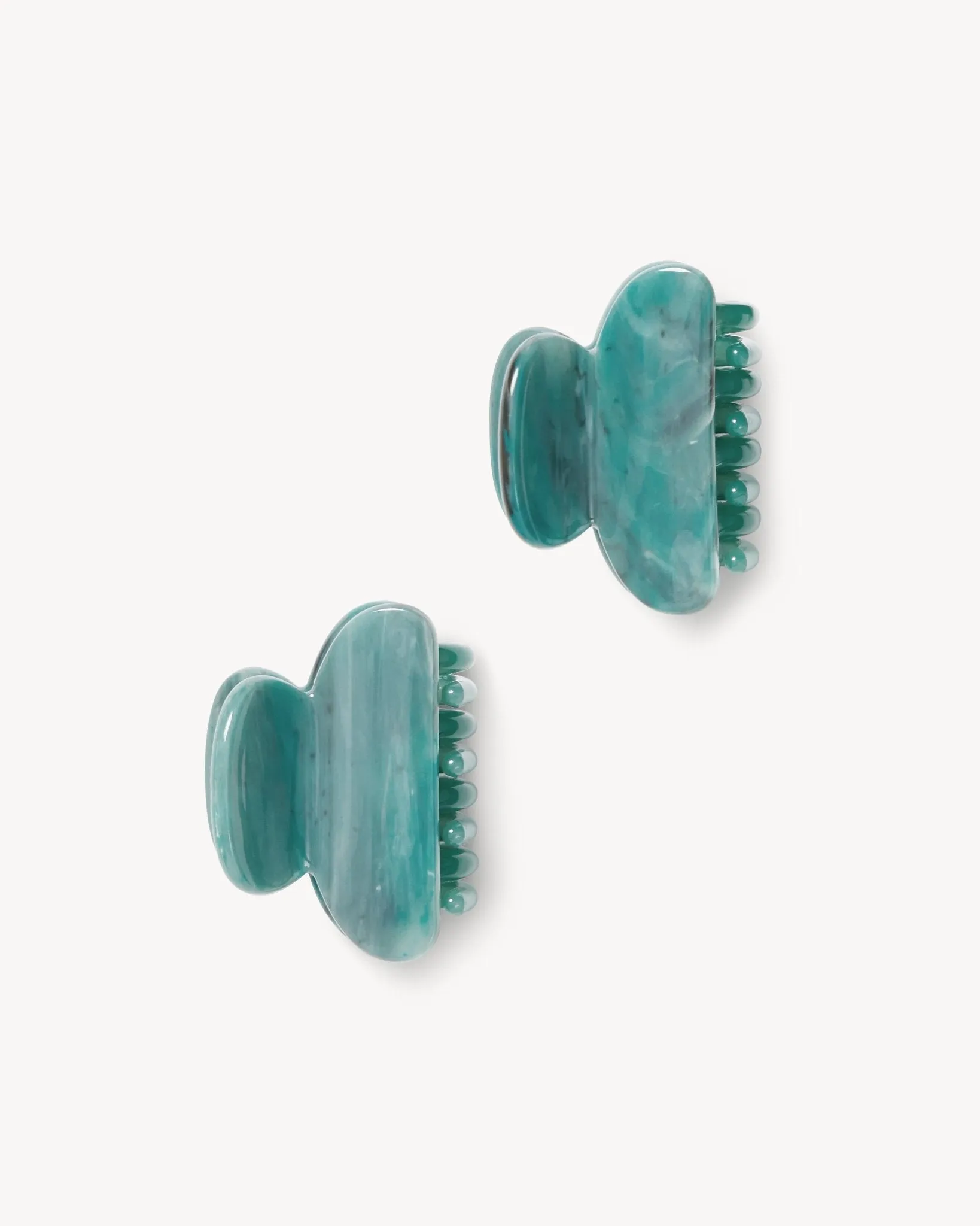 Twin Heirloom Claws in Jadeite sold by Machete