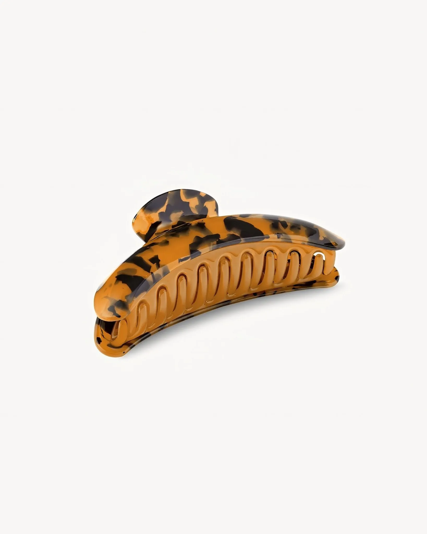 Jumbo Heirloom Claw in Classic Tortoise sold by Machete product image thumbnail 3