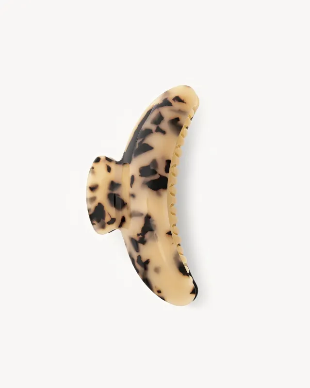 Jumbo Heirloom Claw in Blonde Tortoise sold by Machete