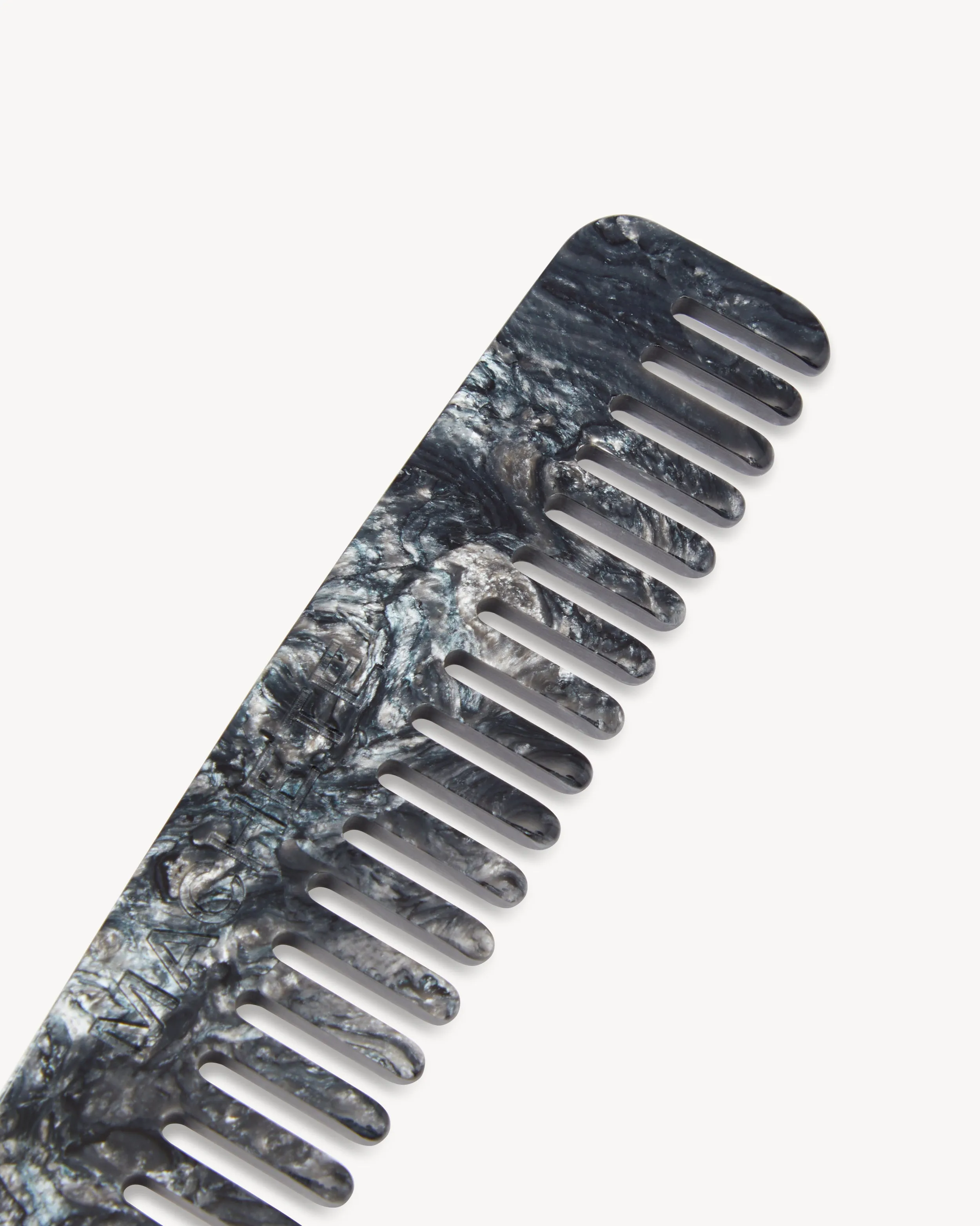 No. 3 Comb in Obsidian sold by Machete product image thumbnail 2