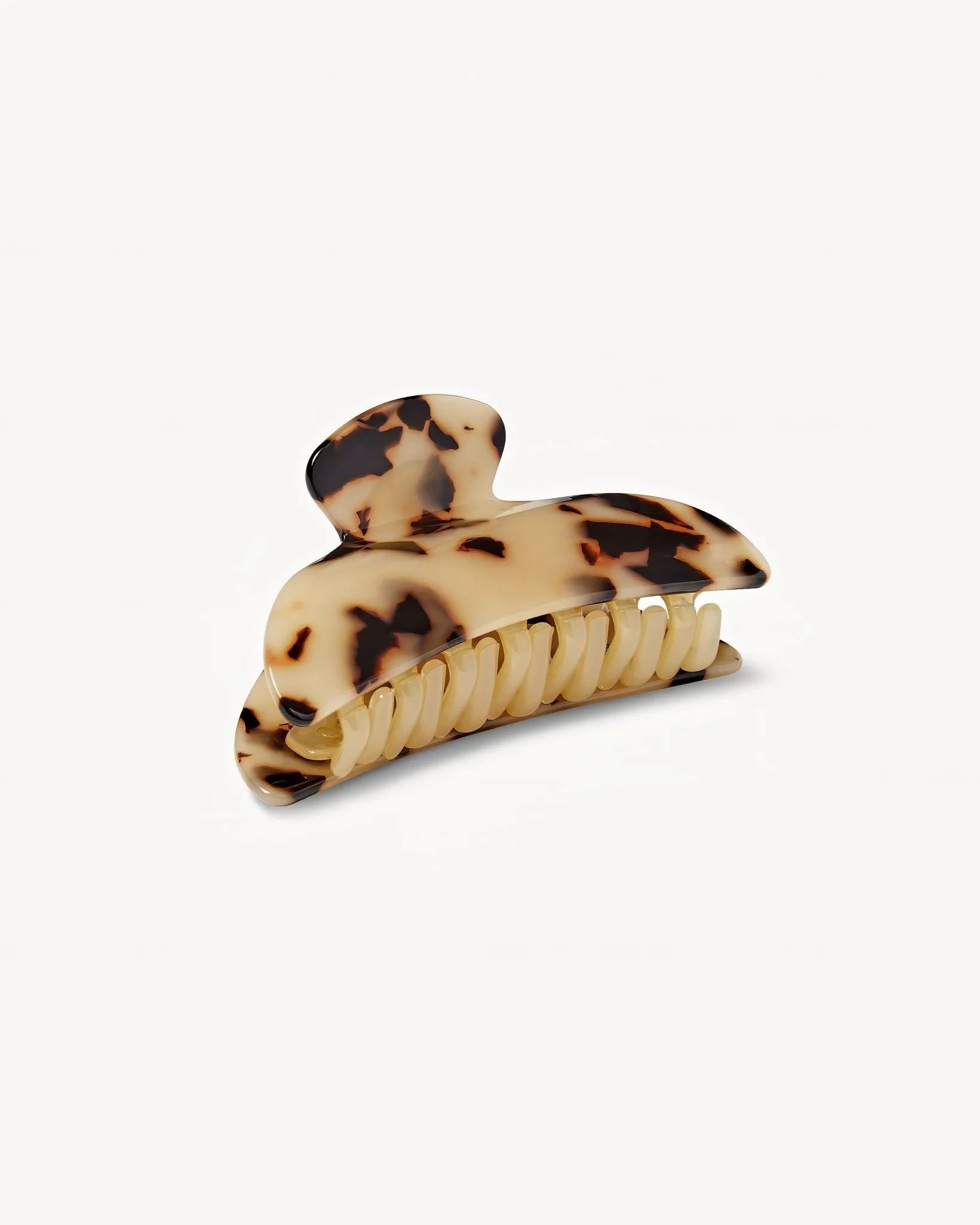 Midi Heirloom Claw in Blonde Tortoise sold by Machete product image thumbnail 3