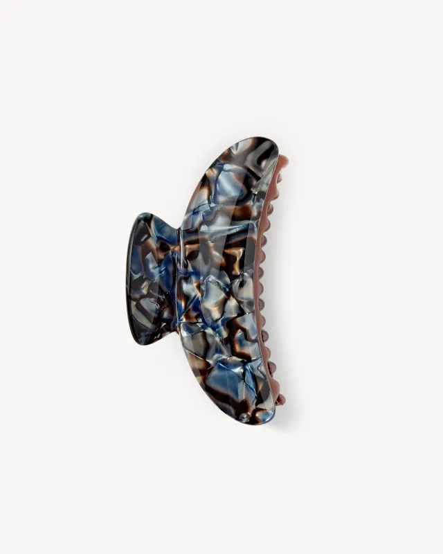 Grande Heirloom Claw in Blue Horn made by Machete